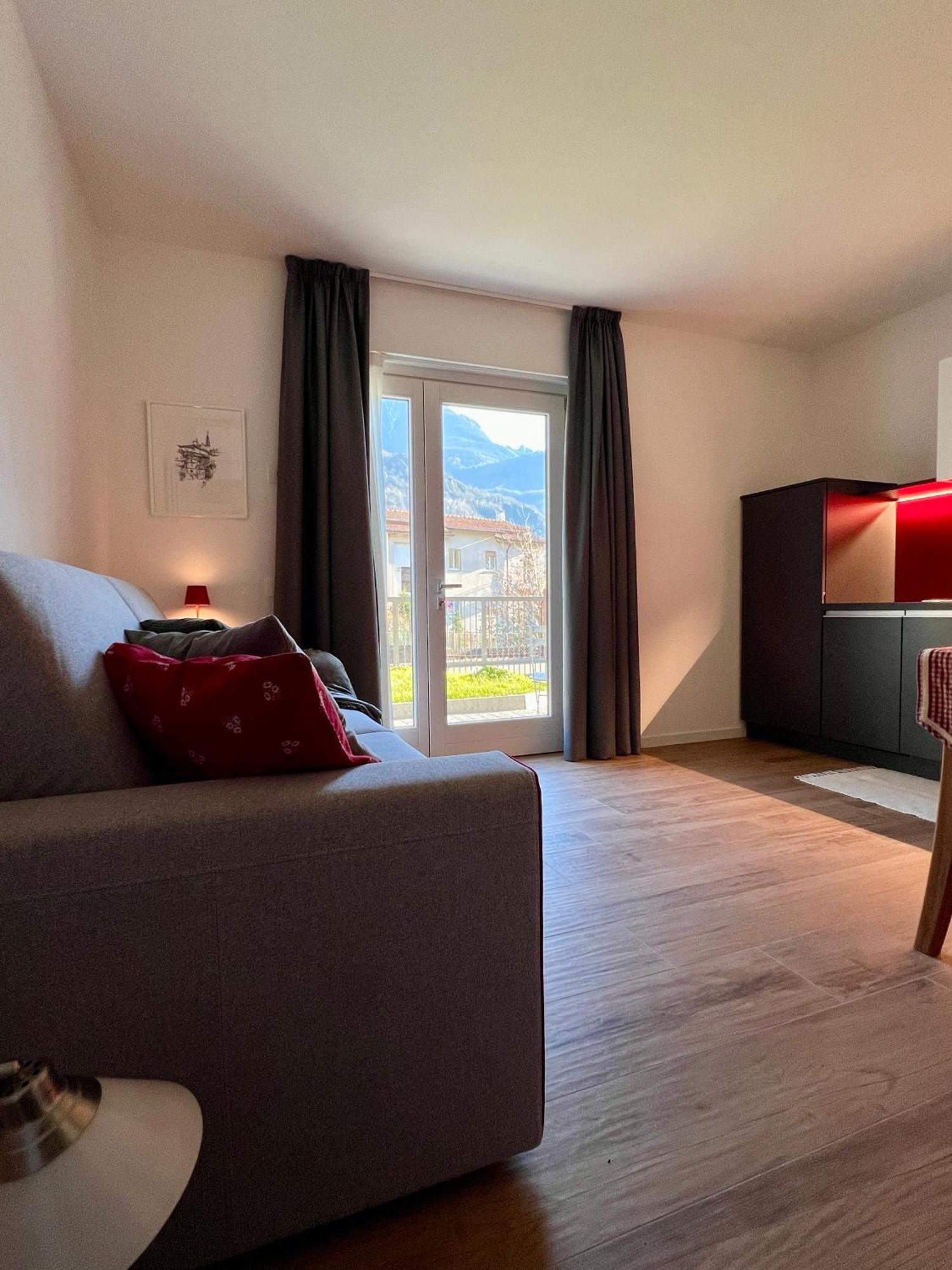 Casa Vacanze La Brenta Киавенна Экстерьер фото